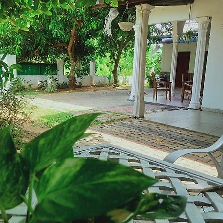 Sidhangana Home Stay Anuradhapura Exterior foto